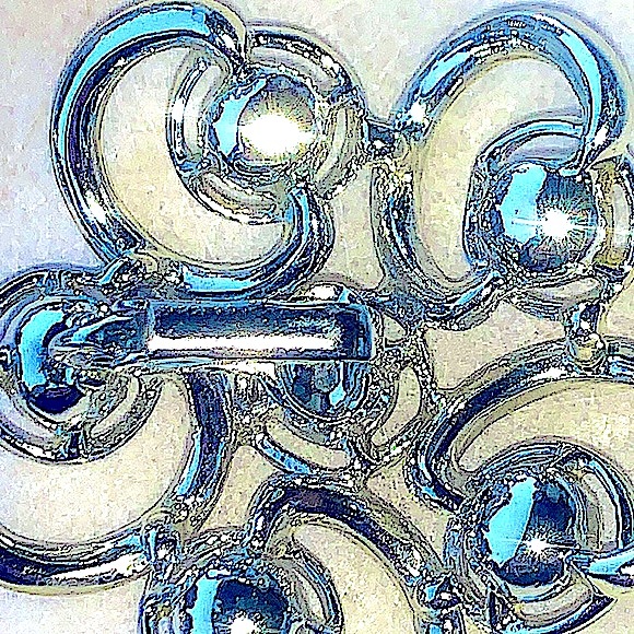 SARAH COVENTRY SILVER CRYSTAL BROOCH & EARRING DEMI PARURE 2 PC SET VINTAGE - Picture 12 of 14